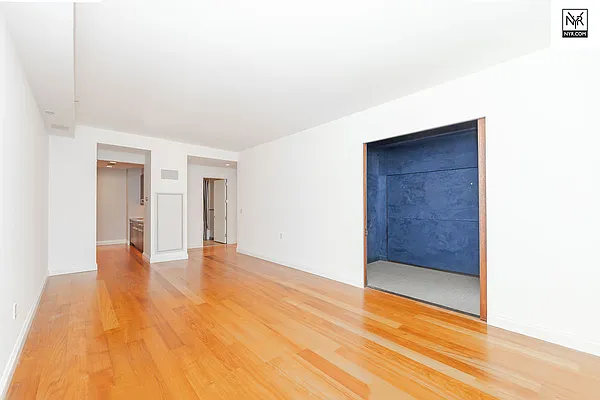 Rented by New York Residence | media 44