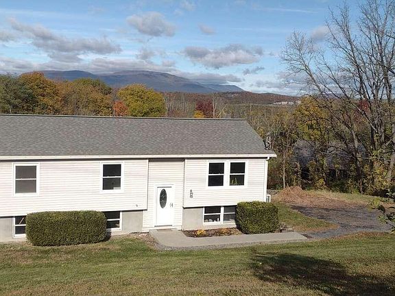 4th image of 1316 Woods Road