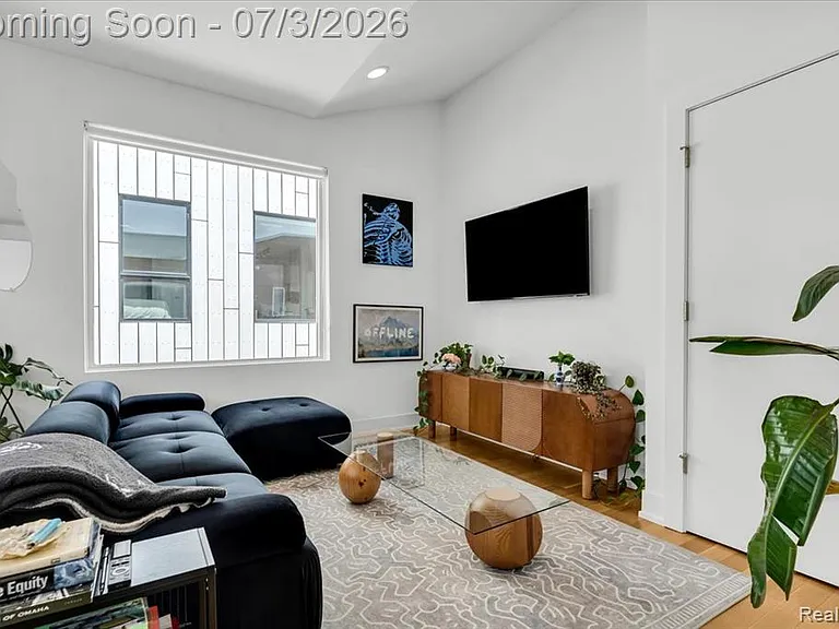 2637 Brush St — Photo 5