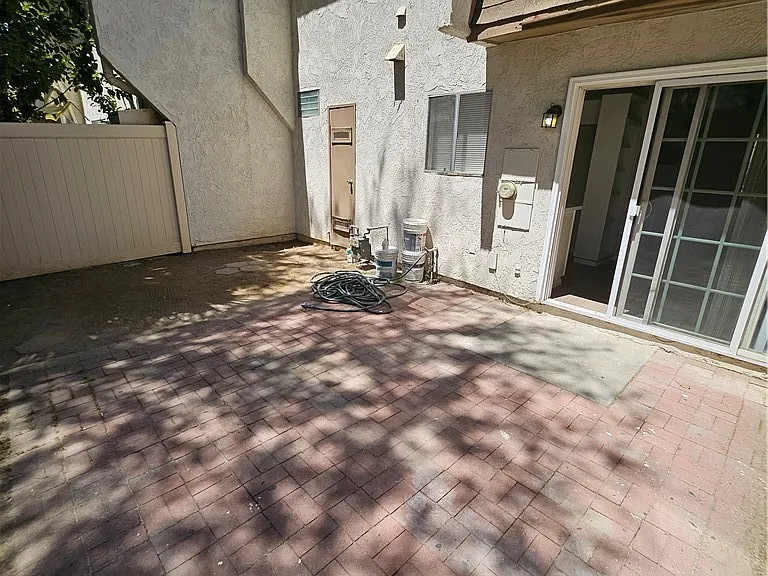 1151 Clark St #1151 — Photo 12