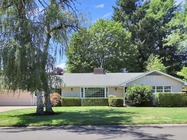 2894 Tomahawk Ln, Eugene, OR 97401