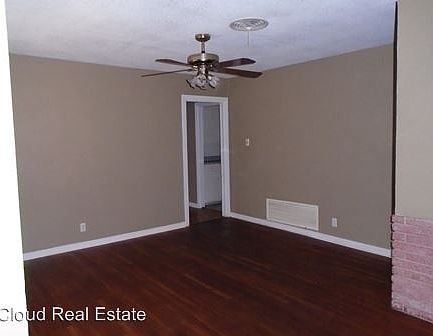 3rd image of 314 W Dean Ave