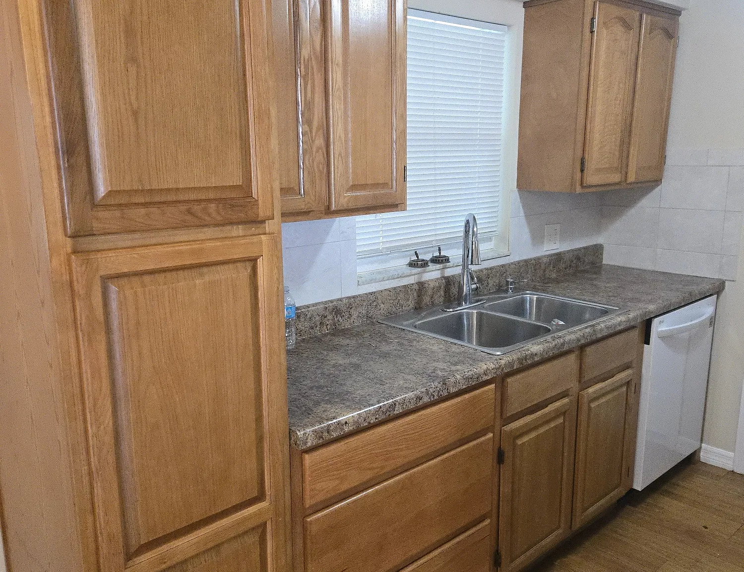 7725 Dale Drive - 1 — Photo 3
