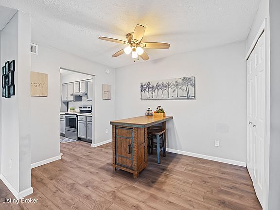 5th image of 3508 Lodge Ln APT 123