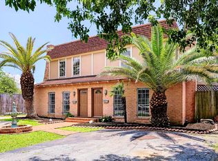 5615 Val Verde St, Houston, TX 77057