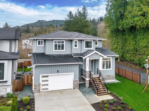 11002 243b St, Maple Ridge, BC V2W 1H5