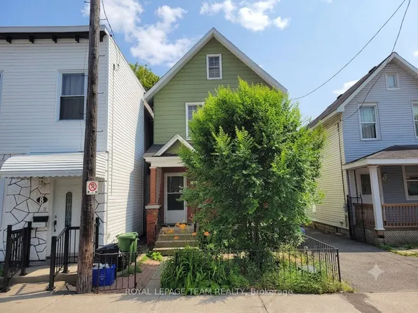 14 Poplar St #1, Ottawa, ON K1R 6V2