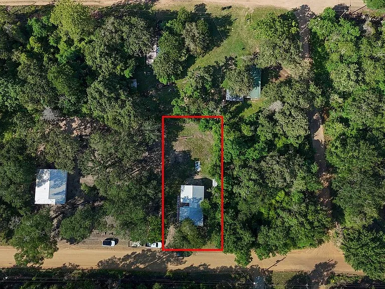 877 Yaupon Dr — Photo 29