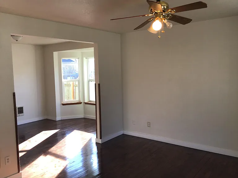 4708 N Haight Ave — Photo 7