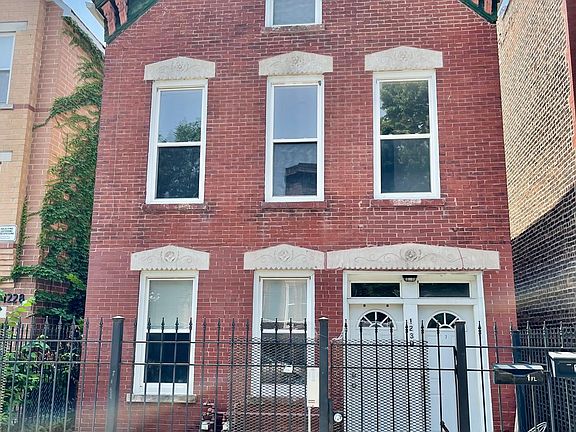 4th image of 1230 N Artesian Ave Unit 2