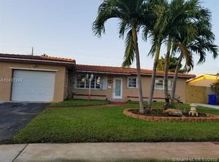 7701 NW 8th St, Pembroke Pines, FL 33024