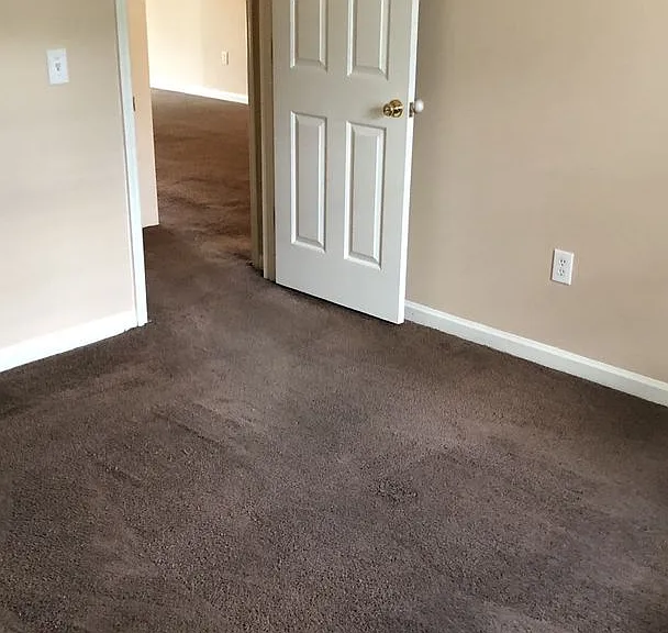 493 White River Dr #28E — Photo 15