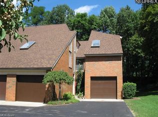 4695 Mayfield Rd APT E, South Euclid, OH 44121