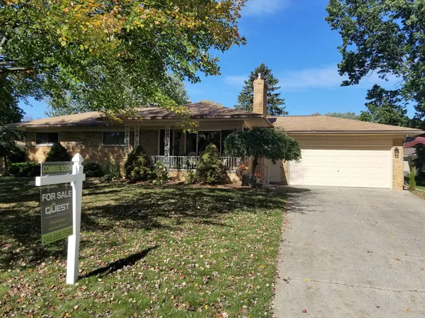 5633 Debra Dr, Shelby Township, MI 48316
