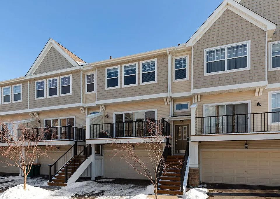 1st image of 2437 121st Cir NE Unit K