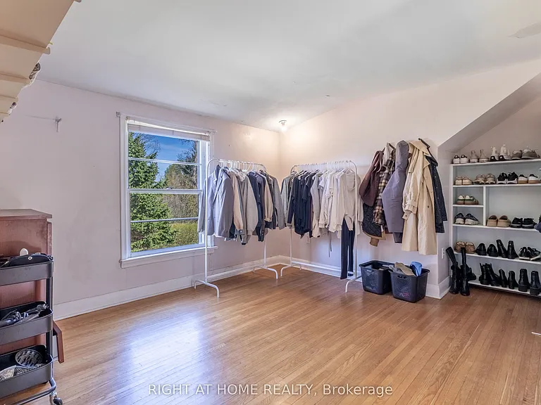 67 Saint Margarets Rd — Photo 20