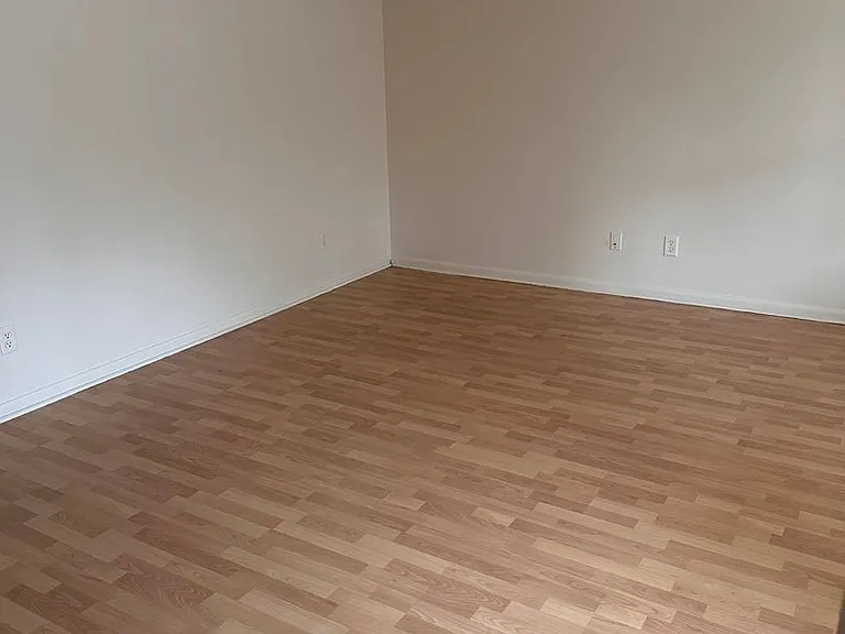 MER-Teresa Village Apartments — Photo 18