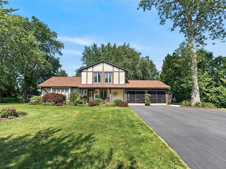 1st image of 175 Troutbeck Ln