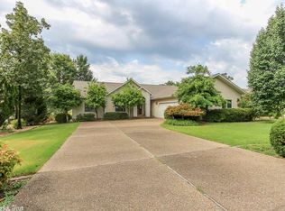 16 Ribera Way, Hot Springs, AR 71909
