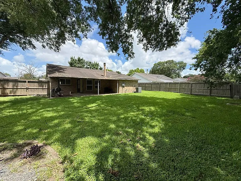 646 Fair Oak Dr — Photo 28
