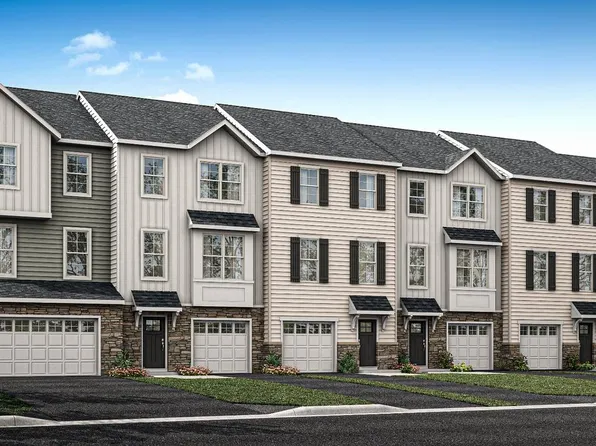 12 Ravello Ct, Berlin, NJ 08009