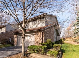 31 Commons Dr, Palos Park, IL 60464