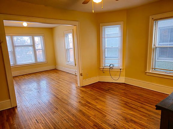 4th image of 2416 4th Ave S #3