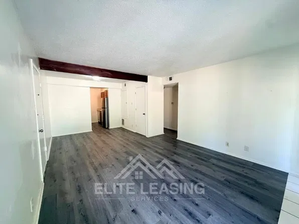 3312 SW 7th St, Topeka, KS 66606