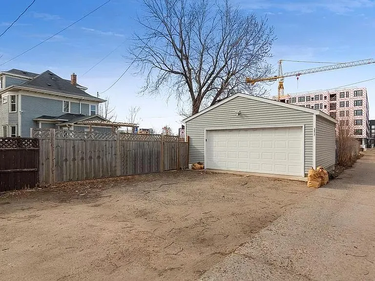 Garage/Parking: 3 car outside, 2 car in garage