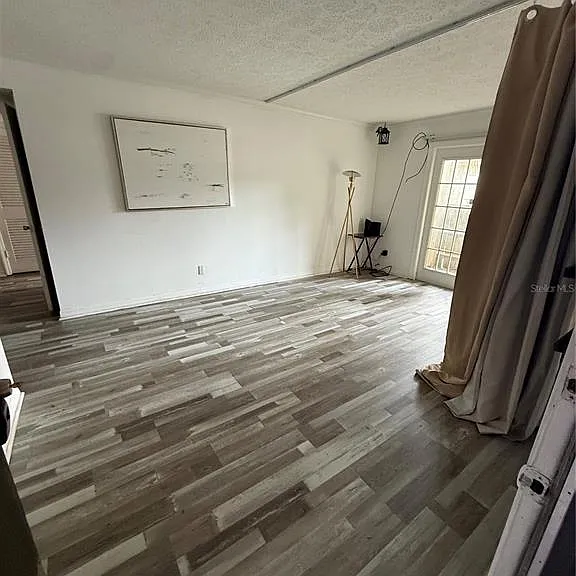 305 Wymore Rd #100 — Photo 2