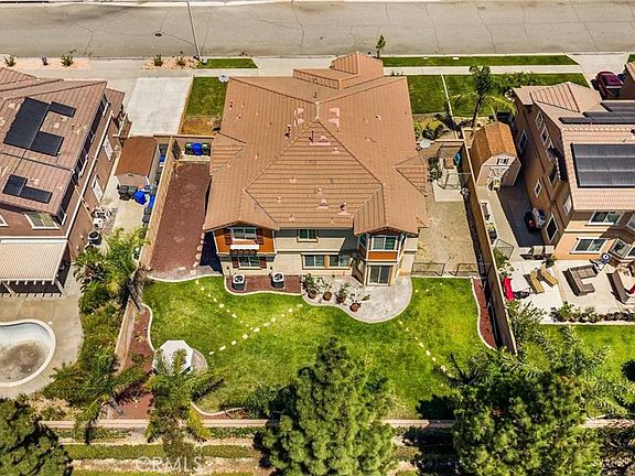 4th image of 16425 Basswood Ln