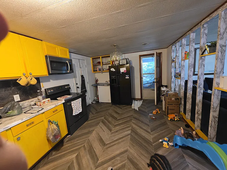 5507 Russell Ave — Photo 7