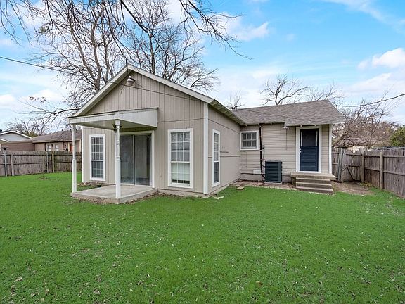 2nd image of 4309 Martha Ln