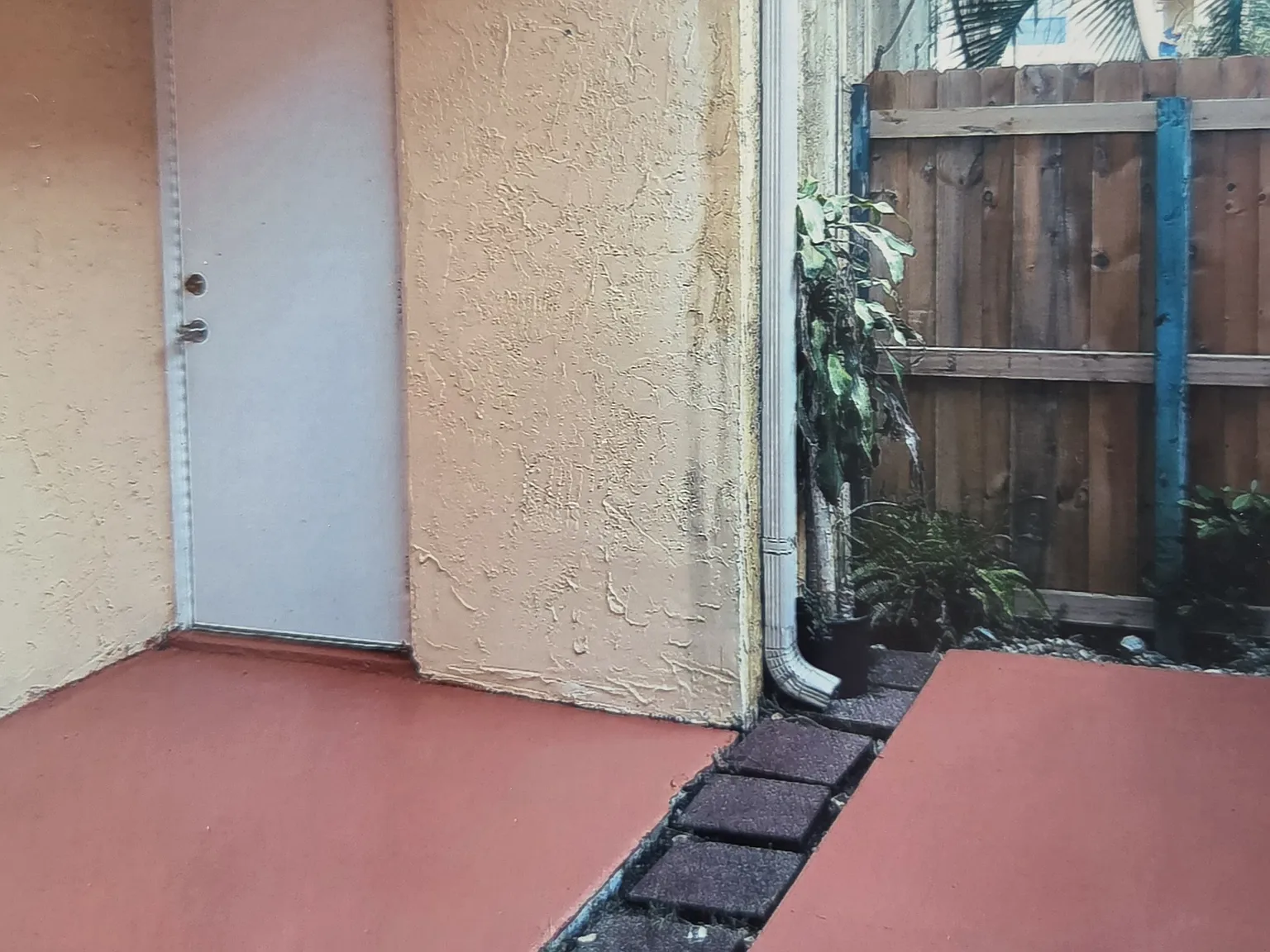 2 bed, 1000 sqft, $2,600 — Photo 4