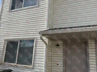 1405 E 12th St #A, Gillette, WY 82716