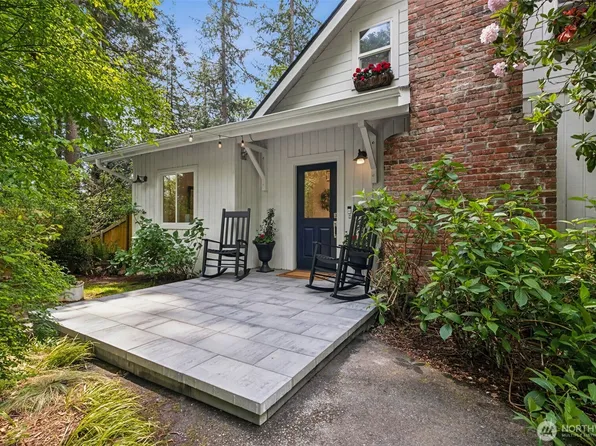 15715 249 Avenue SE, Issaquah, WA 98027