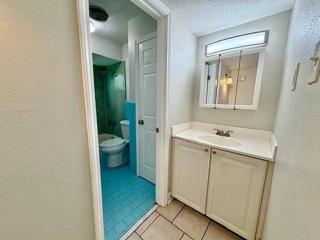 212 Omega St #D — Photo 6