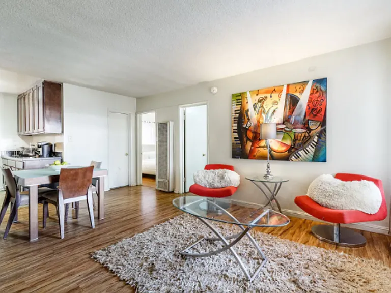 2618 Ellendale Pl — Photo 13