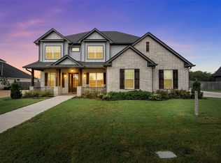 10281 Creekside Ln, Waco, TX 76712