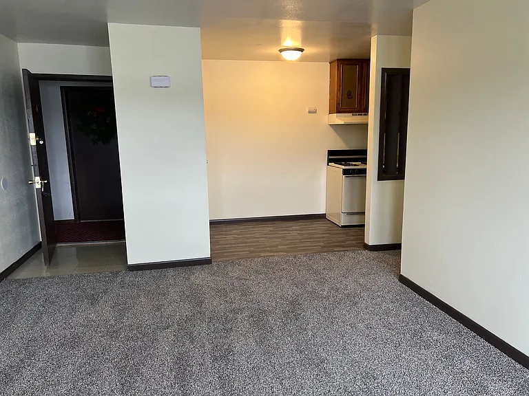 410 N Terrace St — Photo 26