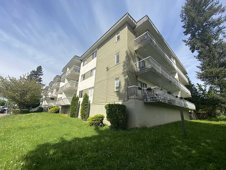 46155 Bole Ave — Photo 12