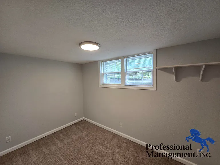 318 1/2 Yellowstone Ave #1/2 — Photo 9