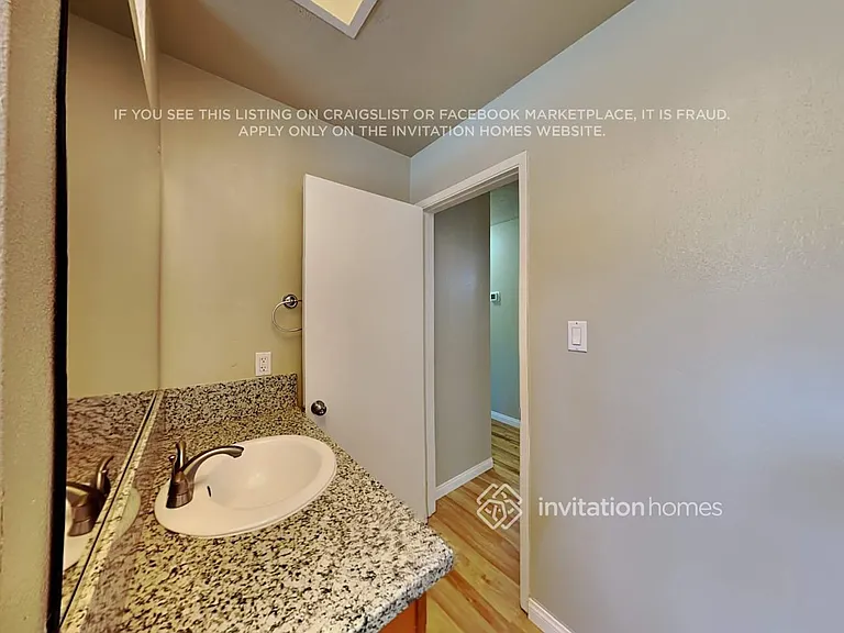 2826 Roxanne Ct — Photo 15