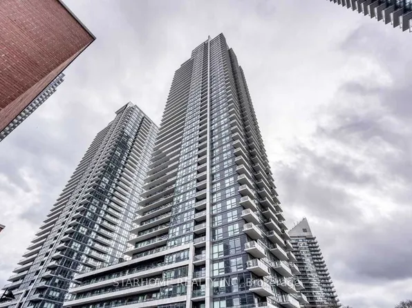 2220 Lake Shore Blvd W #1810, Toronto, ON M8V 0C1