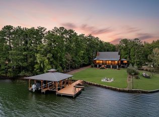 4096 Big Water East Rd, Sparta, GA 31087