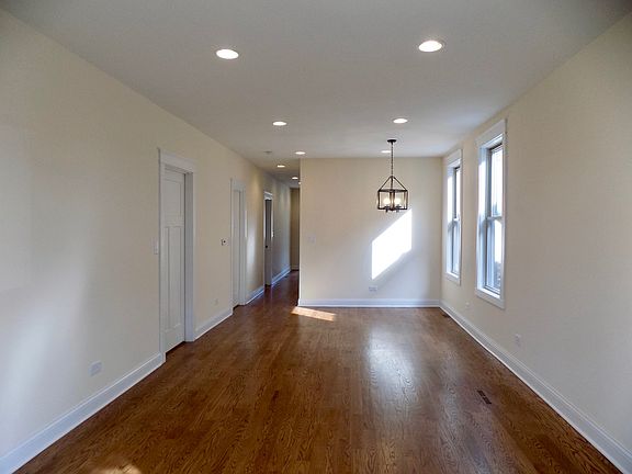 4th image of 1221 S 56th Ct