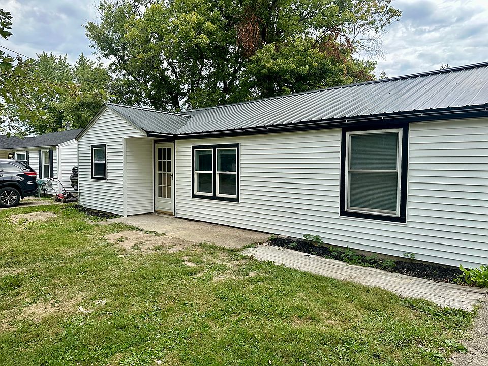 1st image of 1618 S Oakdale Dr