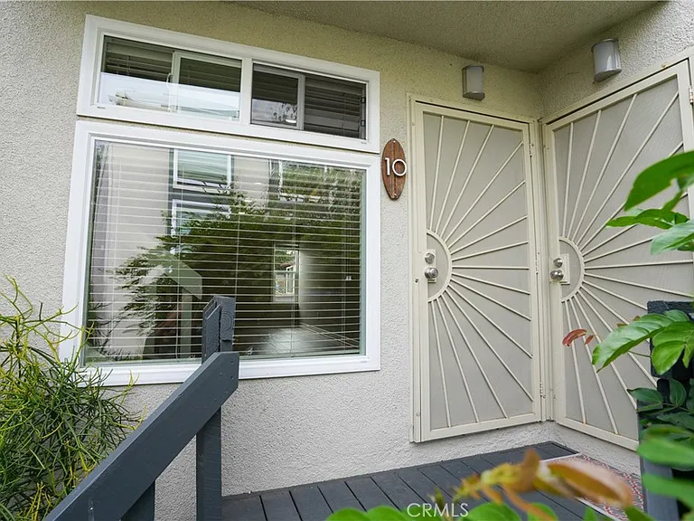 320 12th St #12 — Photo 21