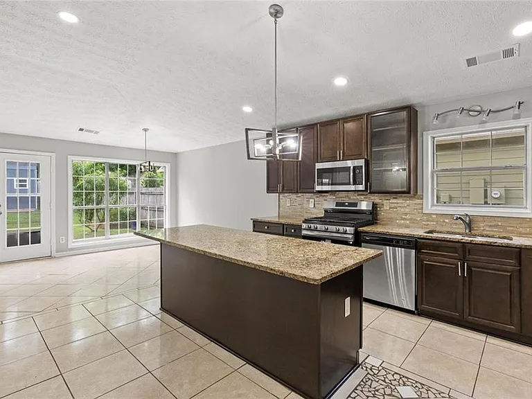 4680 Sterling Oaks Ct — Photo 17