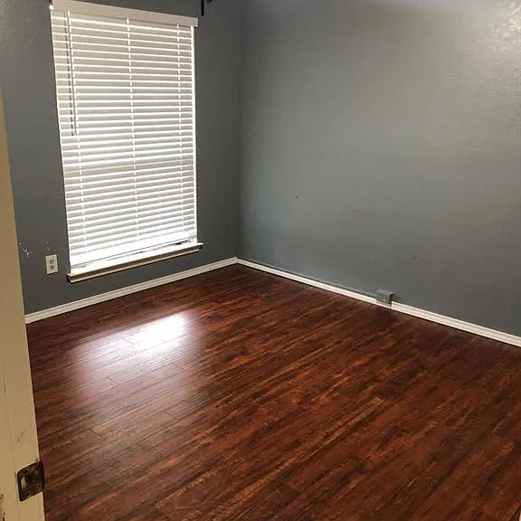 2207 Ember Lee Dr — Photo 10